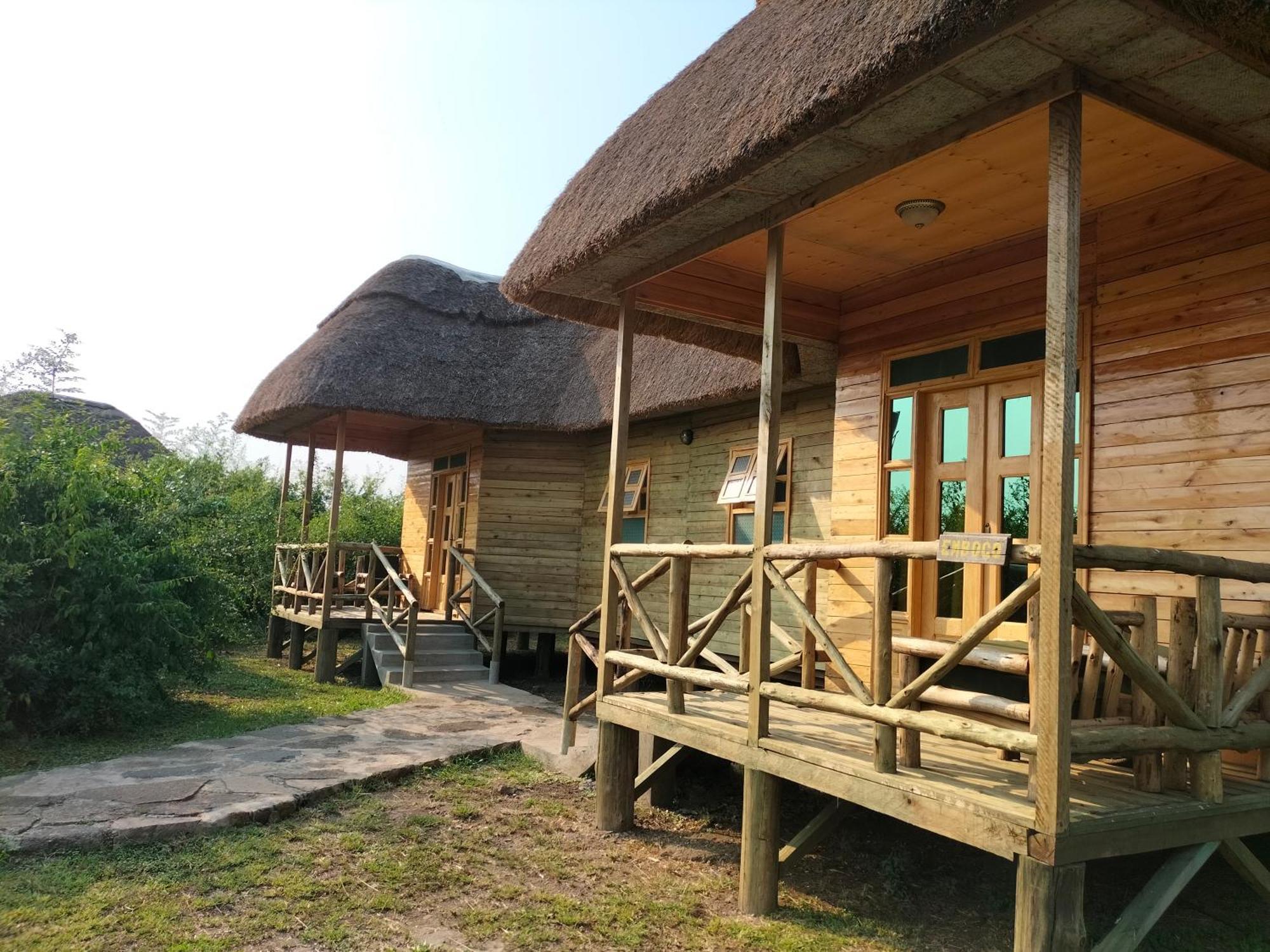 Engiri Game Lodge And Campsite Katunguru Exterior foto